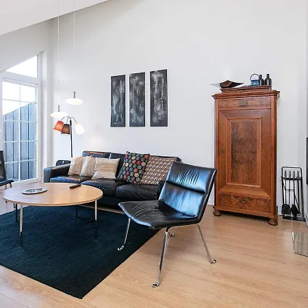 Xxxii Apartamento